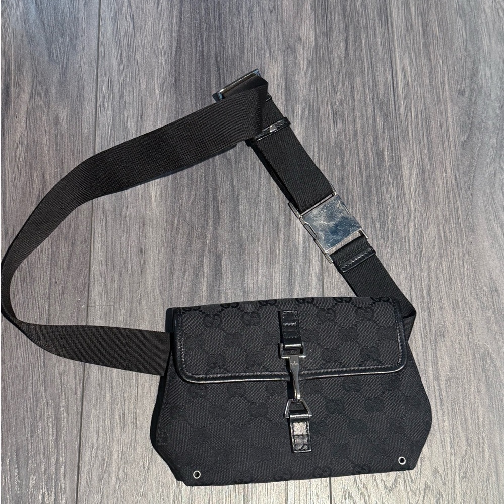 Gucci GG Canvas Belt Bag Vintage